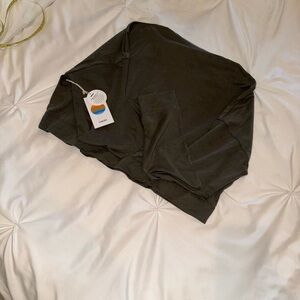 NWT Vuori Avalon Henley - Medium